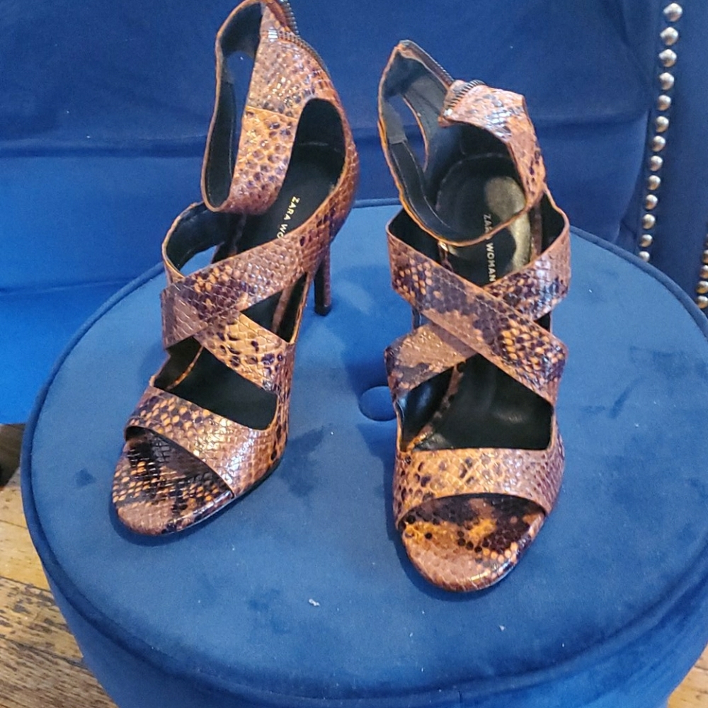 Zara leopard skin 4inch heels